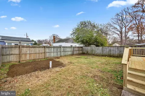 Exterior - 1705 Millstone Dr, Edgewater, MD 21037 photo 7 of 12