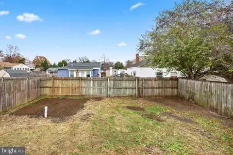 Exterior - 1705 Millstone Dr, Edgewater, MD 21037 photo 6 of 12
