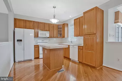 3815 Hayward Ct, Edgewater, MD 21037 photo 13