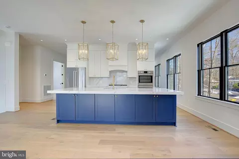 Kitchen - 703 B Glendon Ave, Annapolis, MD 21403 photo 6 of 8