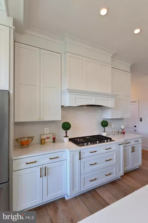 Kitchen - 703 B Glendon Ave, Annapolis, MD 21403 photo 1 of 8
