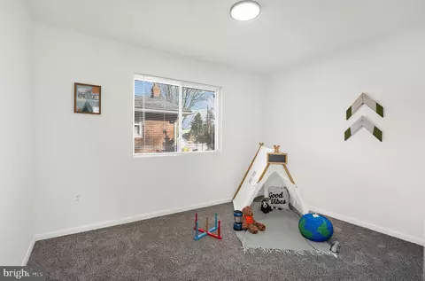 Bedroom - 235 Meadow Rd, Pasadena, MD 21122 photo 3 of 4