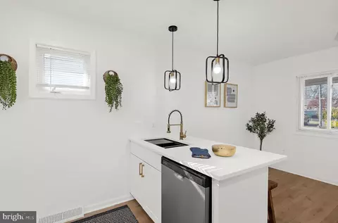 Kitchen - 235 Meadow Rd, Pasadena, MD 21122 photo 3 of 3