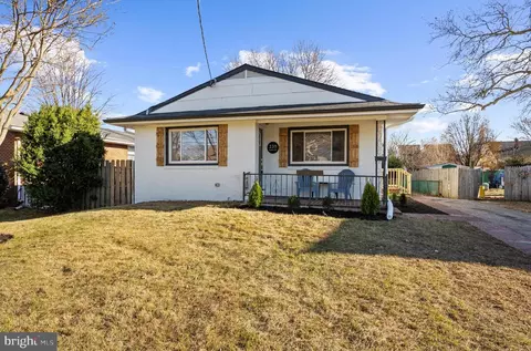 235 Meadow Rd, Pasadena, MD 21122