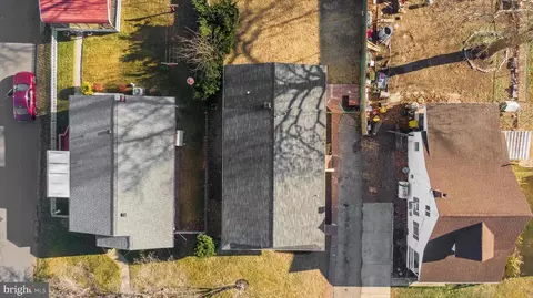 View/Area - 235 Meadow Rd, Pasadena, MD 21122 photo 3 of 10