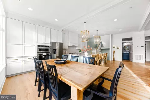 Dining - 90 E Lake Dr, Annapolis, MD 21403 photo 1 of 4