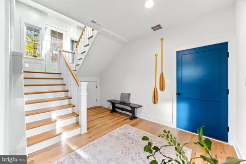 Entry Way - 90 E Lake Dr, Annapolis, MD 21403 photo 18 of 18