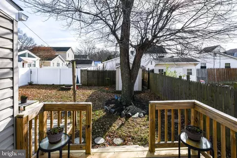 Exterior - 823 Selby Blvd, Edgewater, MD 21037 photo 4 of 7
