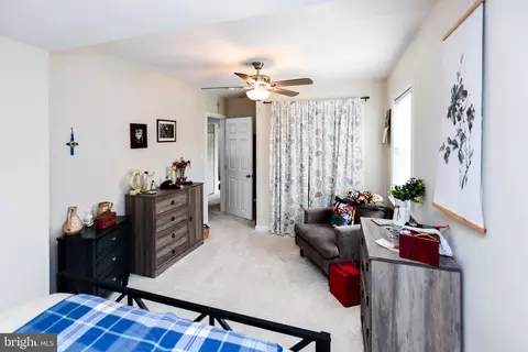 Bedroom - 823 Selby Blvd, Edgewater, MD 21037 photo 2 of 3