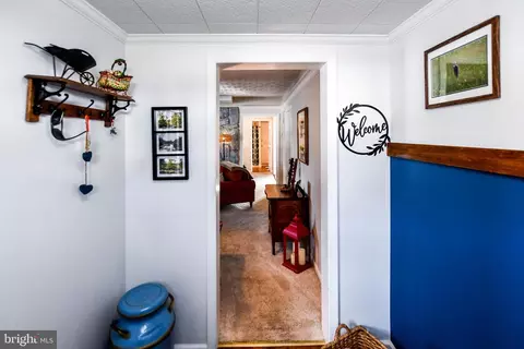 Entry Way - 823 Selby Blvd, Edgewater, MD 21037 photo 1 of 8