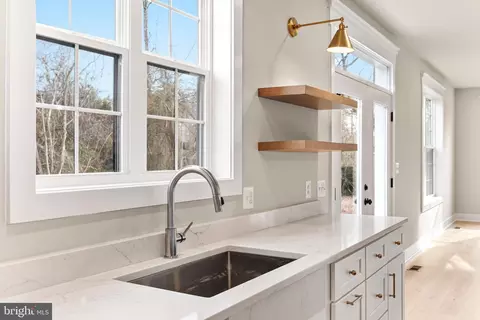 Other - 17 Vinter Ln, Pasadena, MD 21122 photo 3 of 14
