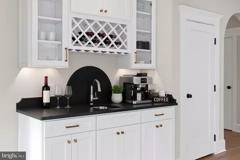 Other - 17 Vinter Ln, Pasadena, MD 21122 photo 6 of 14