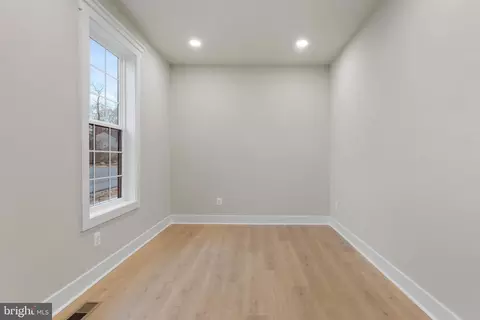 Other - 17 Vinter Ln, Pasadena, MD 21122 photo 5 of 14