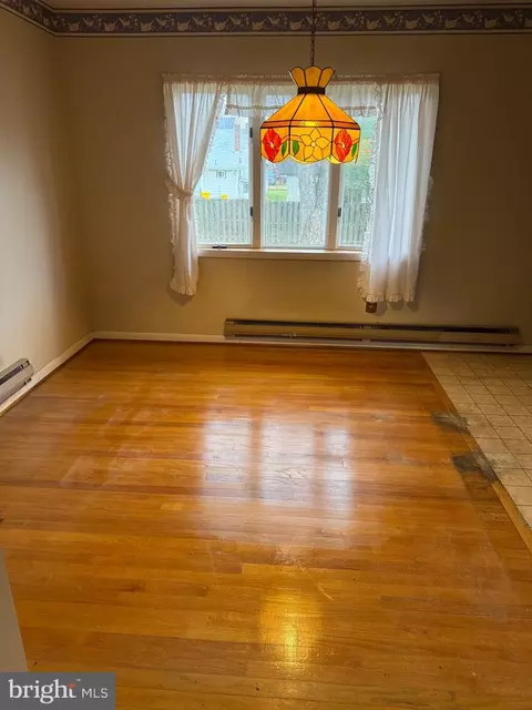 206 Glen Rd, Pasadena, MD 21122 photo 10