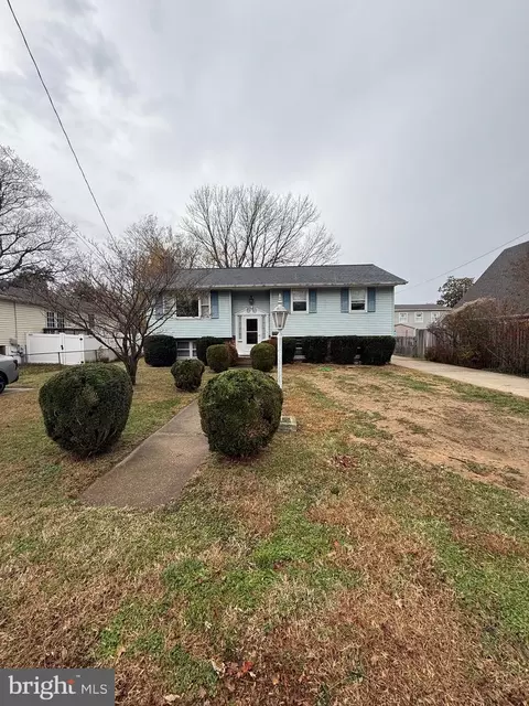 206 Glen Rd, Pasadena, MD 21122 photo 2