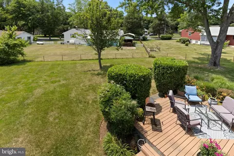 Exterior - 133 Valley View Ave, Edgewater, MD 21037 photo 6 of 7