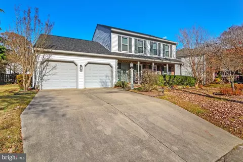 Exterior - 202 Autumn Leaf Pl, Annapolis, MD 21401 photo 3 of 8