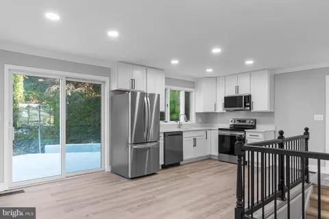 3322 Valley Lee S, Laurel, MD 20724 photo 10