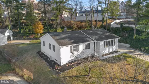 3322 Valley Lee S, Laurel, MD 20724 photo 2