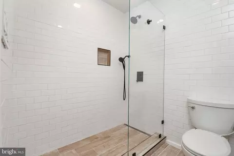 Bath - 276 Overleaf Dr, Arnold, MD 21012 photo 1 of 4