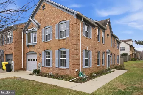911 Boom Way, Annapolis, MD 21401