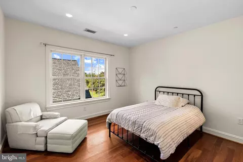 Bedroom - 219 Wardour Dr, Annapolis, MD 21401 photo 2 of 5