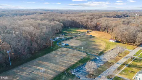 View/Area - 3580 S River Ter, Edgewater, MD 21037 photo 15 of 16