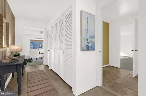 Entry Way - 3580 S River Ter, Edgewater, MD 21037 photo 1 of 2