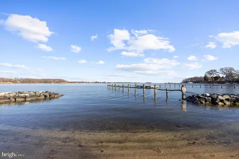 View/Area - 3580 S River Ter, Edgewater, MD 21037 photo 10 of 16