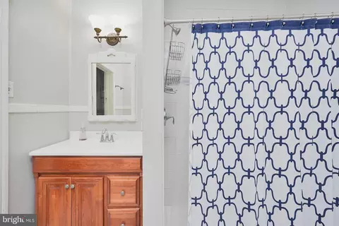 165 King George St, Annapolis, MD 21401 photo 17