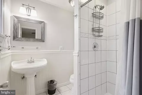 Bath - 1465 Ridgeway, Arnold, MD 21012 photo 4 of 4