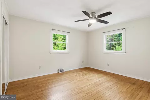 Bedroom - 1465 Ridgeway, Arnold, MD 21012 photo 2 of 4