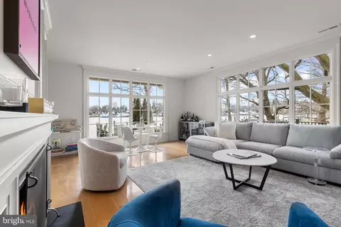 Living - 1 Shipwright Hbr, Annapolis, MD 21401 photo 2 of 4