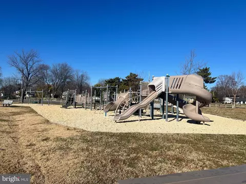 Other - 150 E Bay View Dr, Annapolis, MD 21403 photo 12 of 13