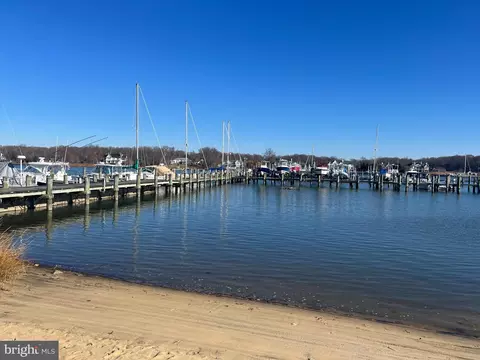 View/Area - 150 E Bay View Dr, Annapolis, MD 21403 photo 9 of 11