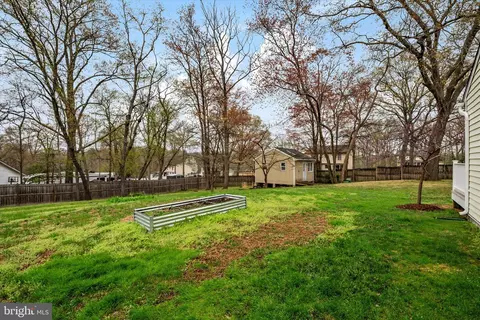206 Armstrong Ln, Pasadena, MD 21122 photo 36