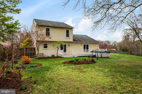 206 Armstrong Ln, Pasadena, MD 21122 photo 33
