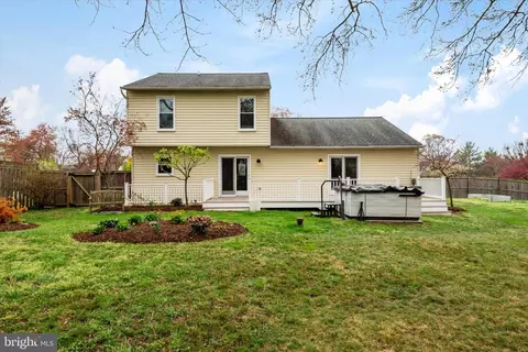 206 Armstrong Ln, Pasadena, MD 21122 photo 34