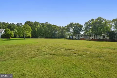 View/Area - 1677 Hart Ct, Crofton, MD 21114 photo 1 of 2