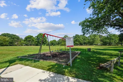 Exterior - 1677 Hart Ct, Crofton, MD 21114 photo 2 of 3