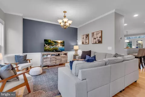 Living - 1123 August Dr, Annapolis, MD 21403 photo 2 of 2