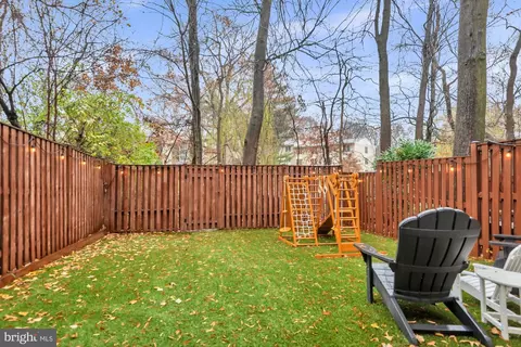 Exterior - 1123 August Dr, Annapolis, MD 21403 photo 3 of 10