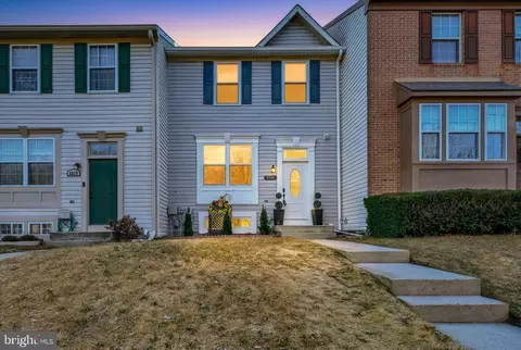 8221 Appalachian Dr, Pasadena, MD 21122