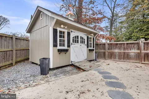 151 Long Point Ct, Pasadena, MD 21122 photo 47