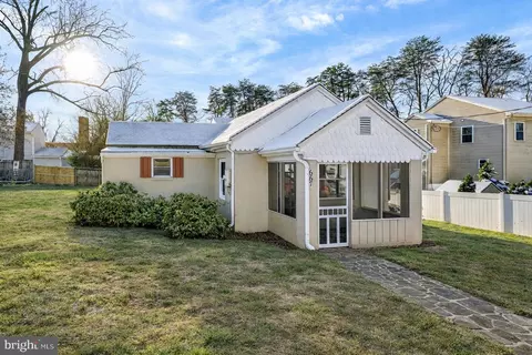 667 213th St, Pasadena, MD 21122