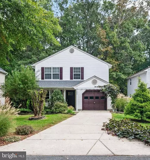 1037 Biltmore Ave, West River, MD 20778