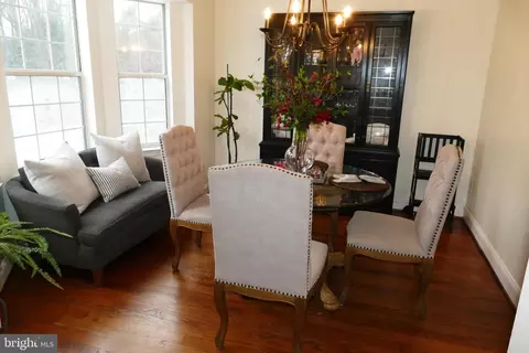 Dining - 7816 Mallow Ct, Pasadena, MD 21122 photo 1 of 1