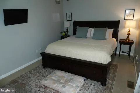Bedroom - 7816 Mallow Ct, Pasadena, MD 21122 photo 4 of 4
