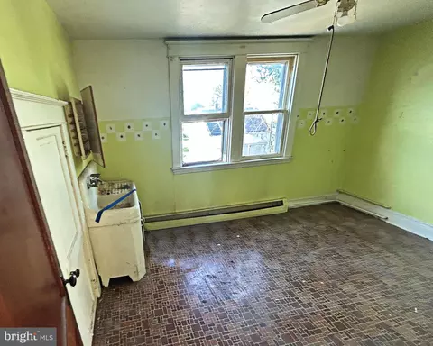 5226 6th St, Brooklyn, MD 21225 photo 13