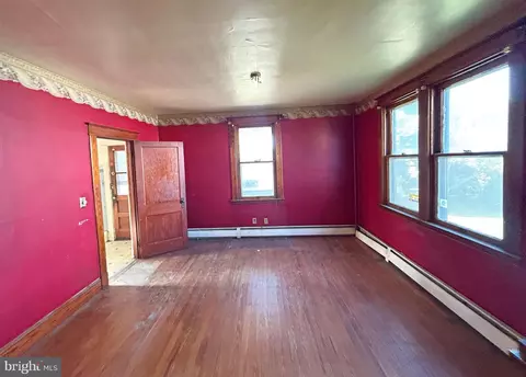 5226 6th St, Brooklyn, MD 21225 photo 9